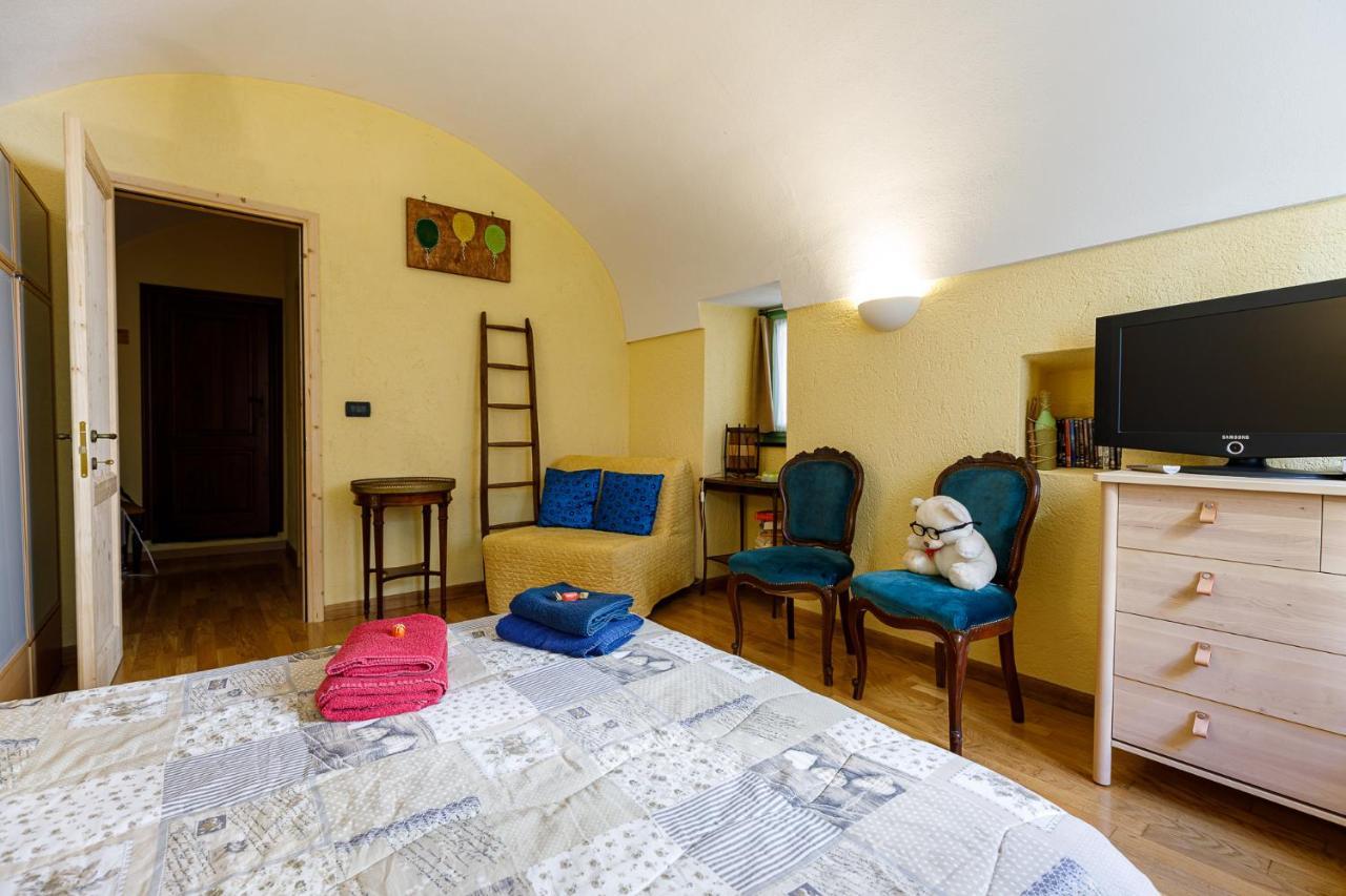 Colletta Arve Castelbianco - B&B E Appartamento מראה חיצוני תמונה