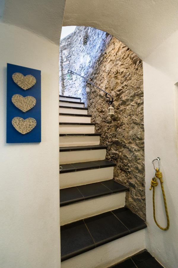 Colletta Arve Castelbianco - B&B E Appartamento מראה חיצוני תמונה