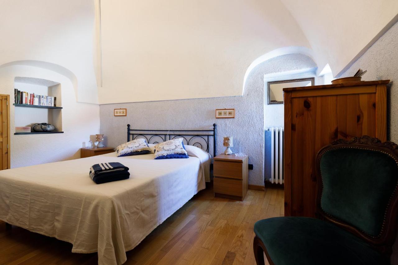 Colletta Arve Castelbianco - B&B E Appartamento מראה חיצוני תמונה